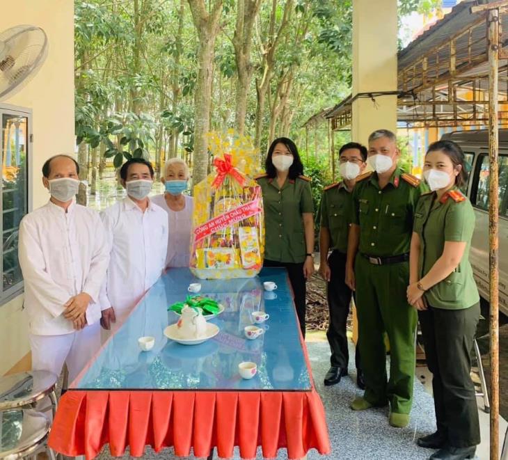 Phát huy vai trò lãnh đạo của Đảng trong xây dựng phong trào Toàn dân bảo vệ an ninh Tổ quốc